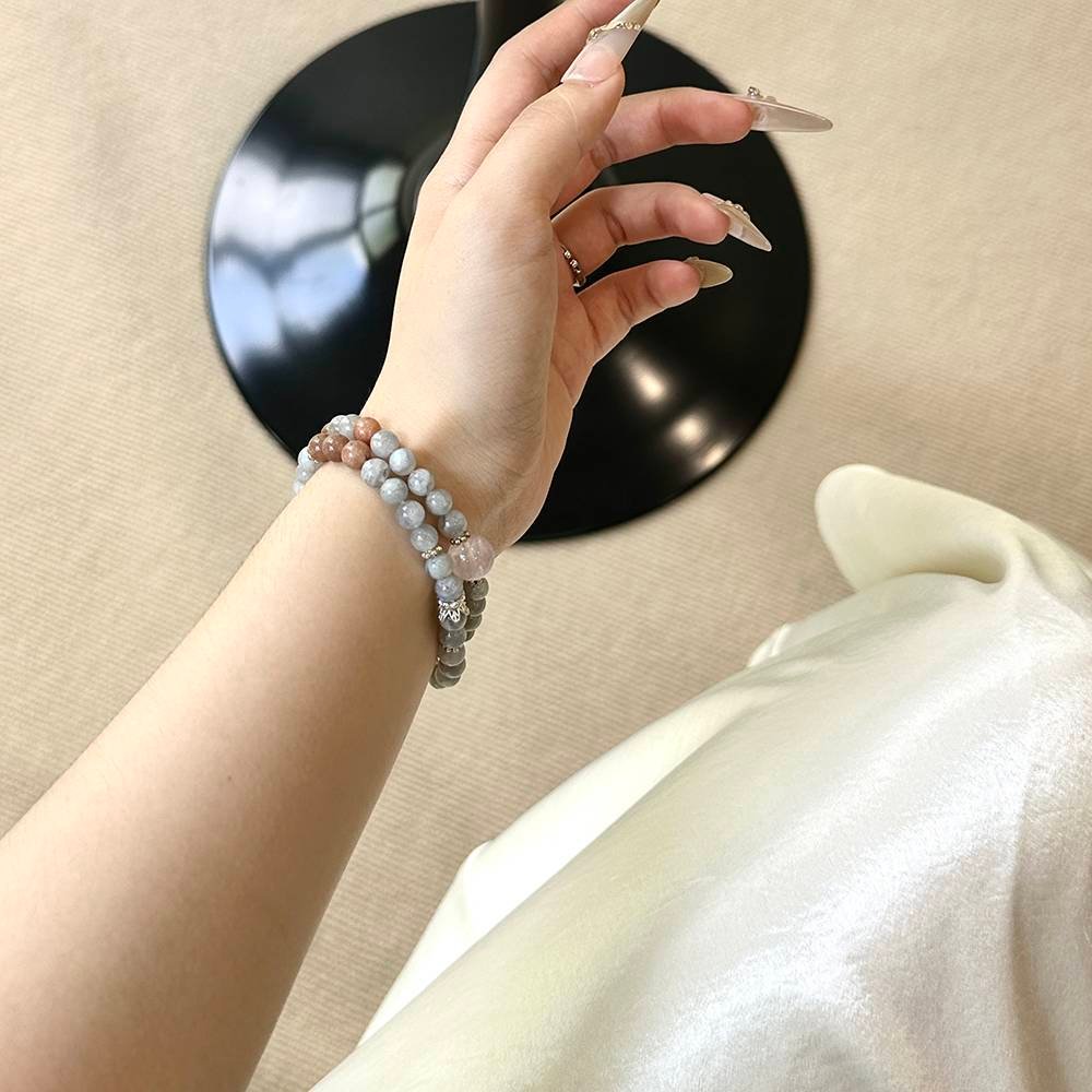 Labradorite/Moonstone and Sunstone Bracelet - Image 5